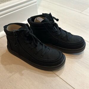 Kids black zip up ankle sneaker